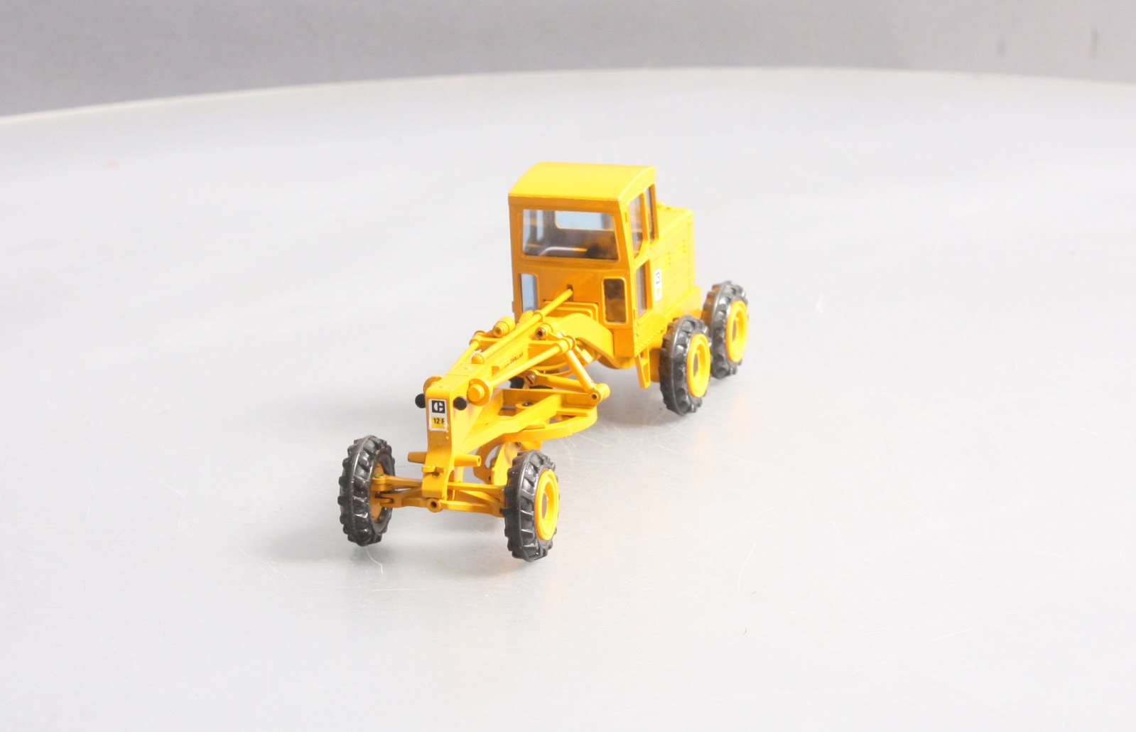 Gescha 286 1:50 Scale Caterpillar 12F Motor Grader
