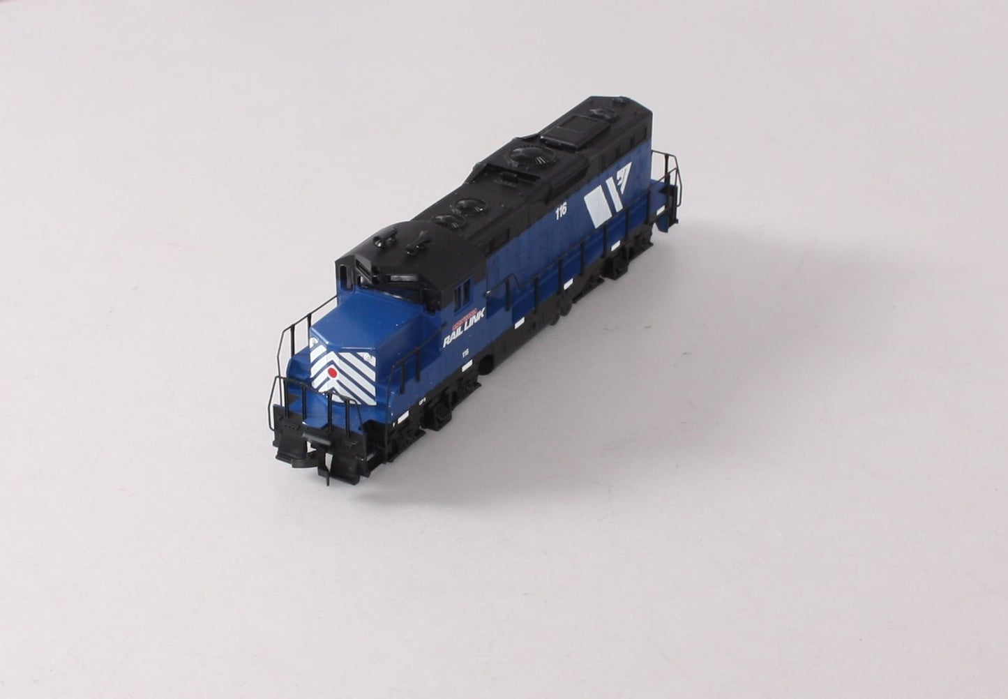 Walthers 931-119 HO Montana Rail Link GP9M Powered Diesel Locomotive #116 LN/Box