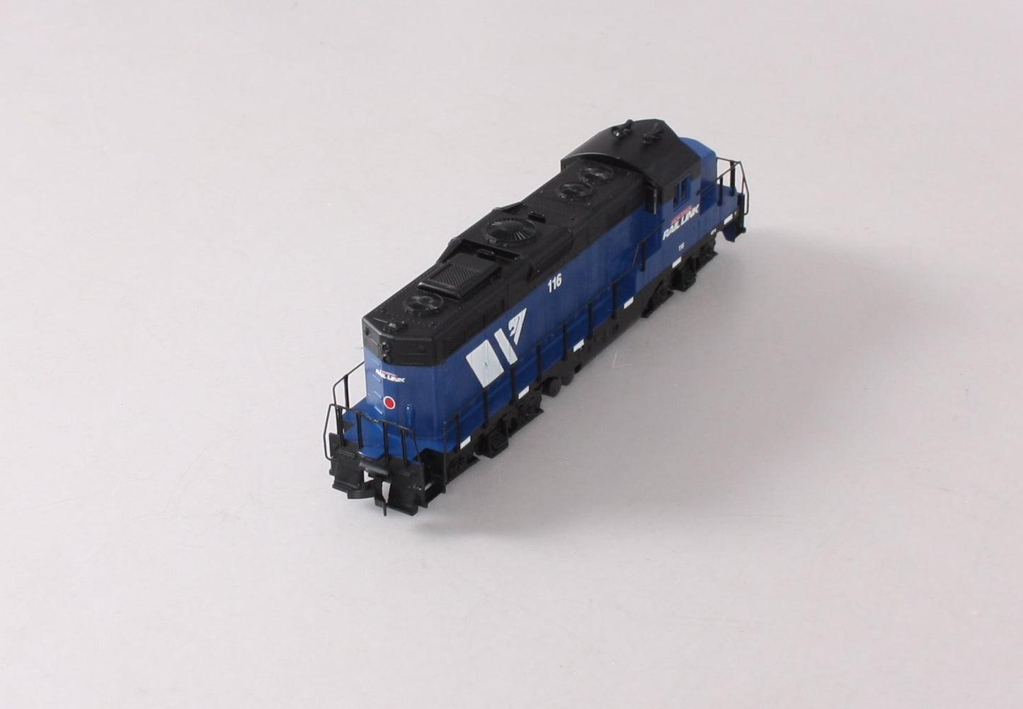 Walthers 931-119 HO Montana Rail Link GP9M Powered Diesel Locomotive #116 LN/Box