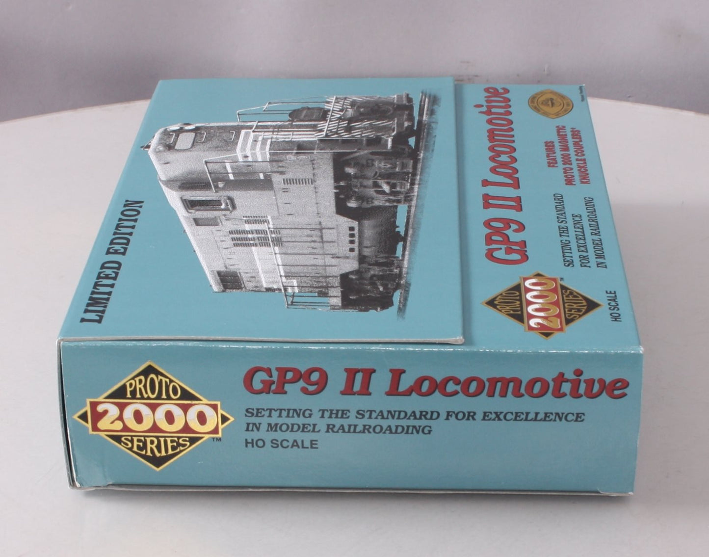 Proto 2000 23621 HO Scale Union Pacific GP9 Diesel Locomotive #252