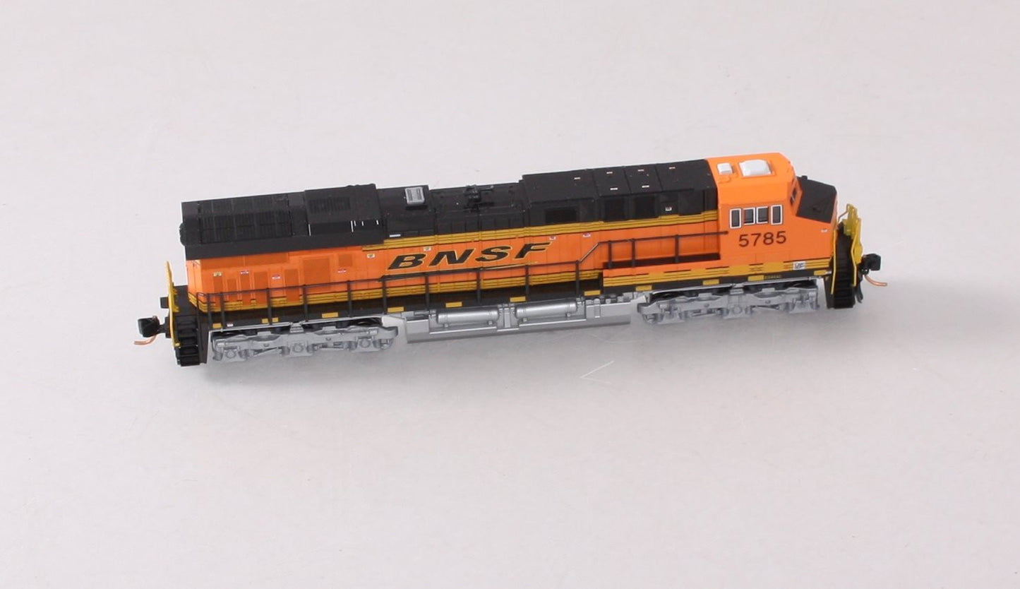 Kato 176-8925 N BNSF GEVO Swoosh GE ES44AC Diesel Locomotive #5785