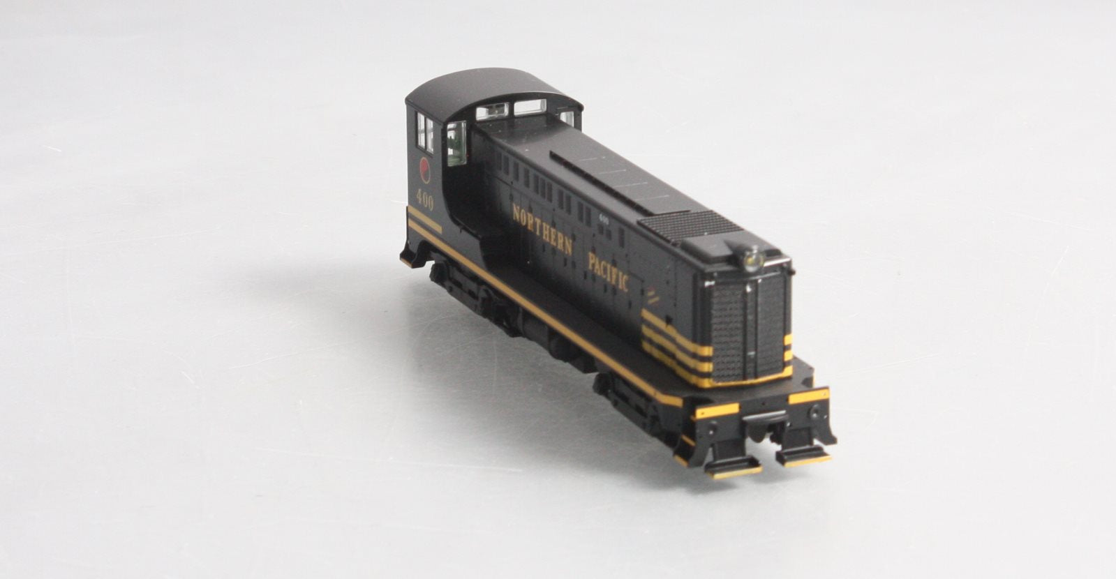 Stewart 4740 HO Scale Northern Pacific Diesel Baldwin VO-1000 Powered #400
