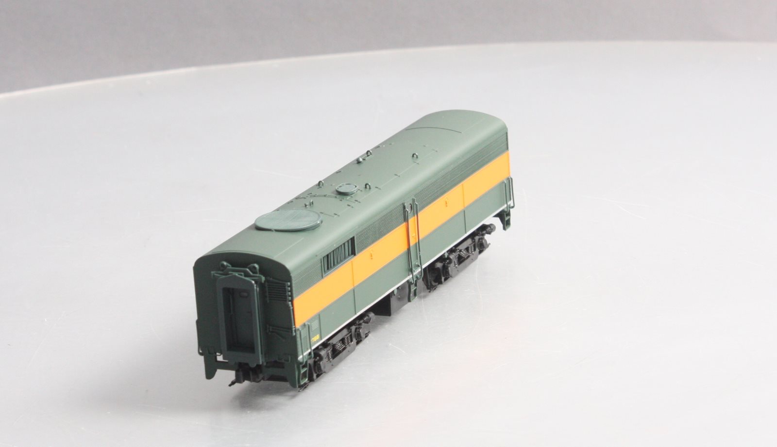 Proto 2000 8361 HO Scale Great Northern Unpowered FB2 B-Unit  #278B