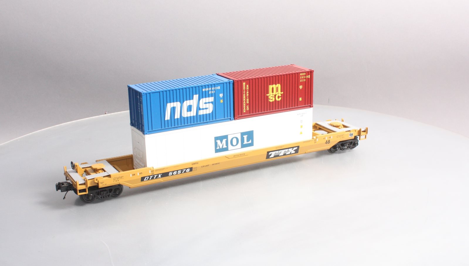 MTH 20-95232 O TTX Husky Stack Car w/2 20' Containers and a 40' Container