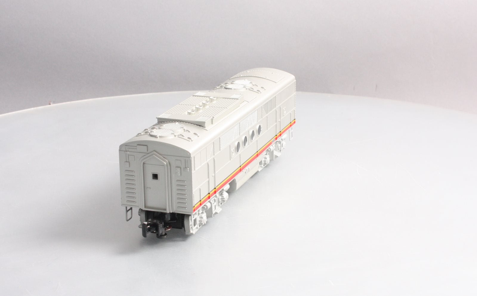 Lionel 6-82302 O Gauge Santa Fe FT Powered Diesel B-Unit with LionChief Plus LN/Box