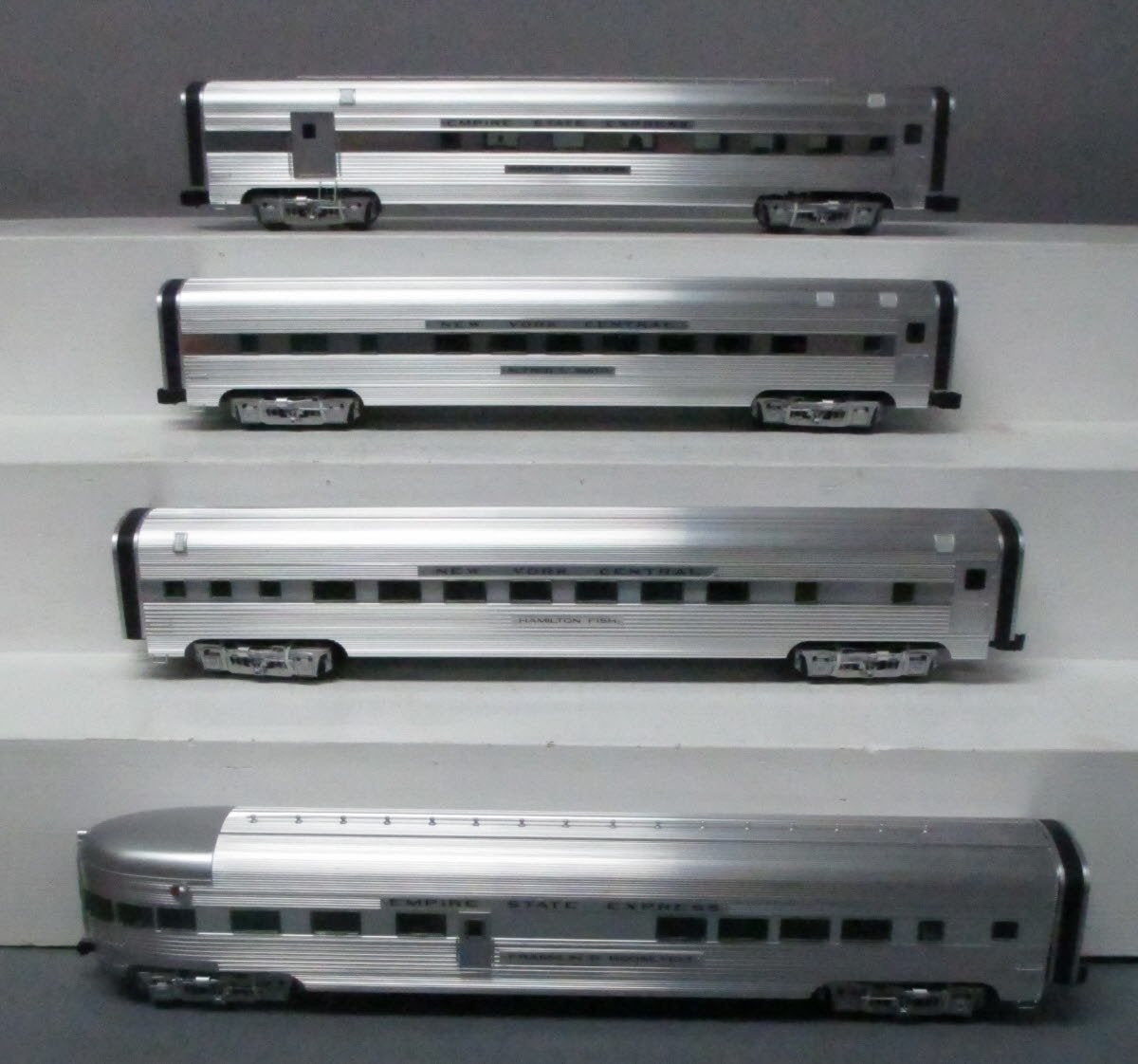 Lionel 6-29173 O New York Central Empire State Express Passenger Cars (Set of 4) MT/Box