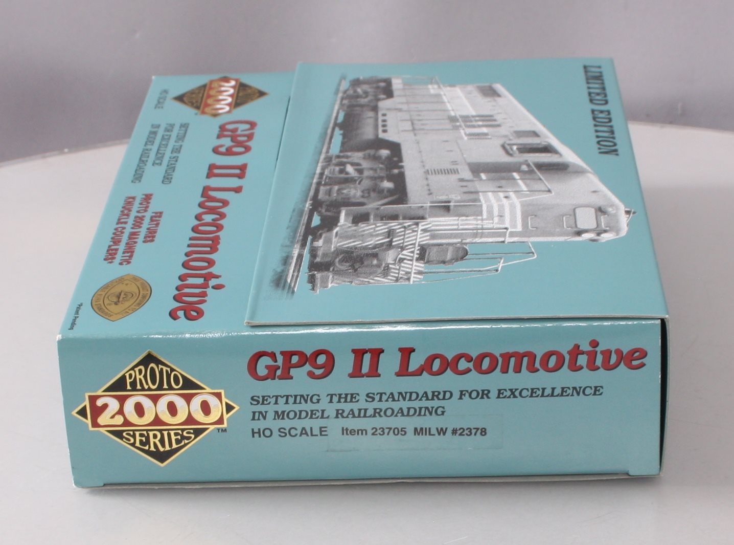 Proto 2000 23705 HO Scale Milwaukee Road GP9 II Diesel Locomotive #2378 LN/Box
