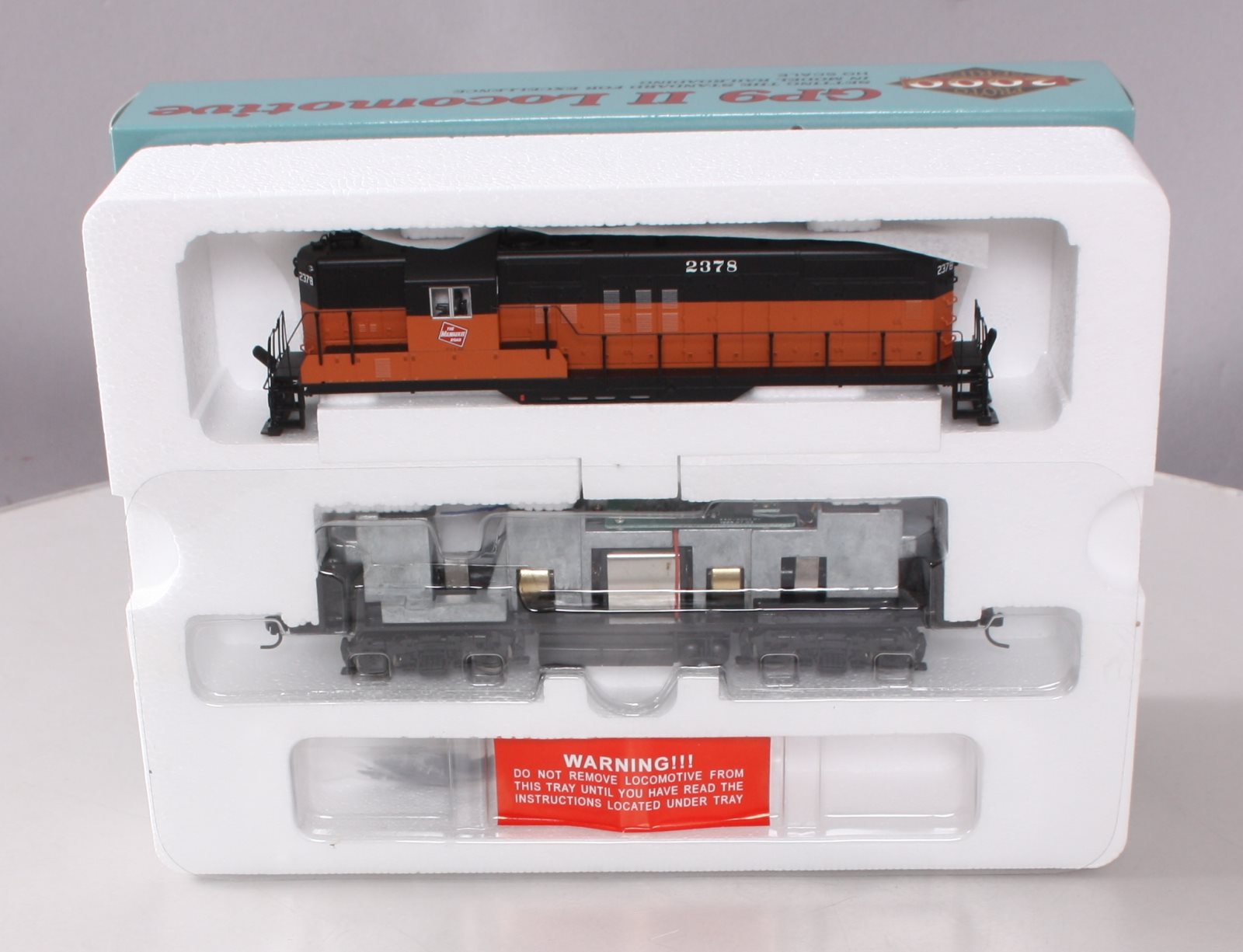Proto 2000 23705 HO Scale Milwaukee Road GP9 II Diesel Locomotive #2378 LN/Box