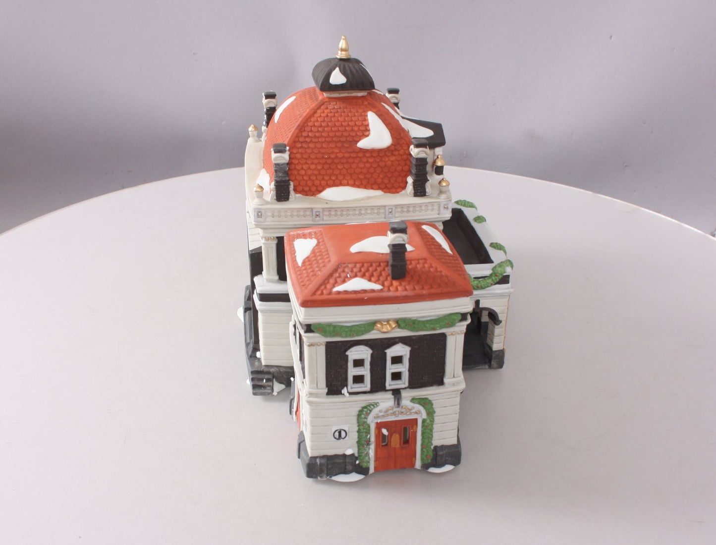 Dept 56 5574-3 Dickens Village Series: Victoria Station LN/Box