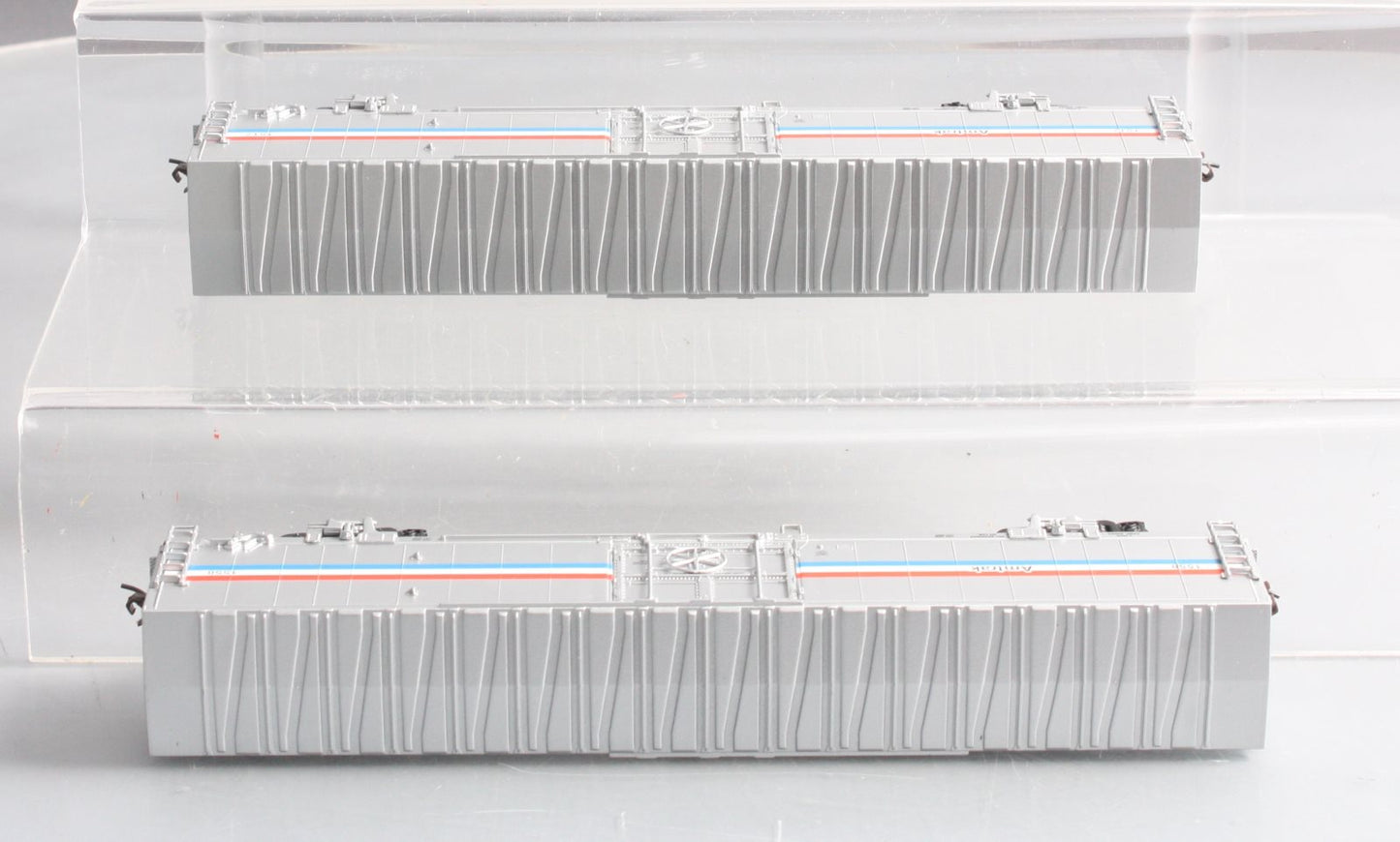 Walthers 932-26021 HO Amtrak 60' Material Handling Car (Pack of 2) LN/Box