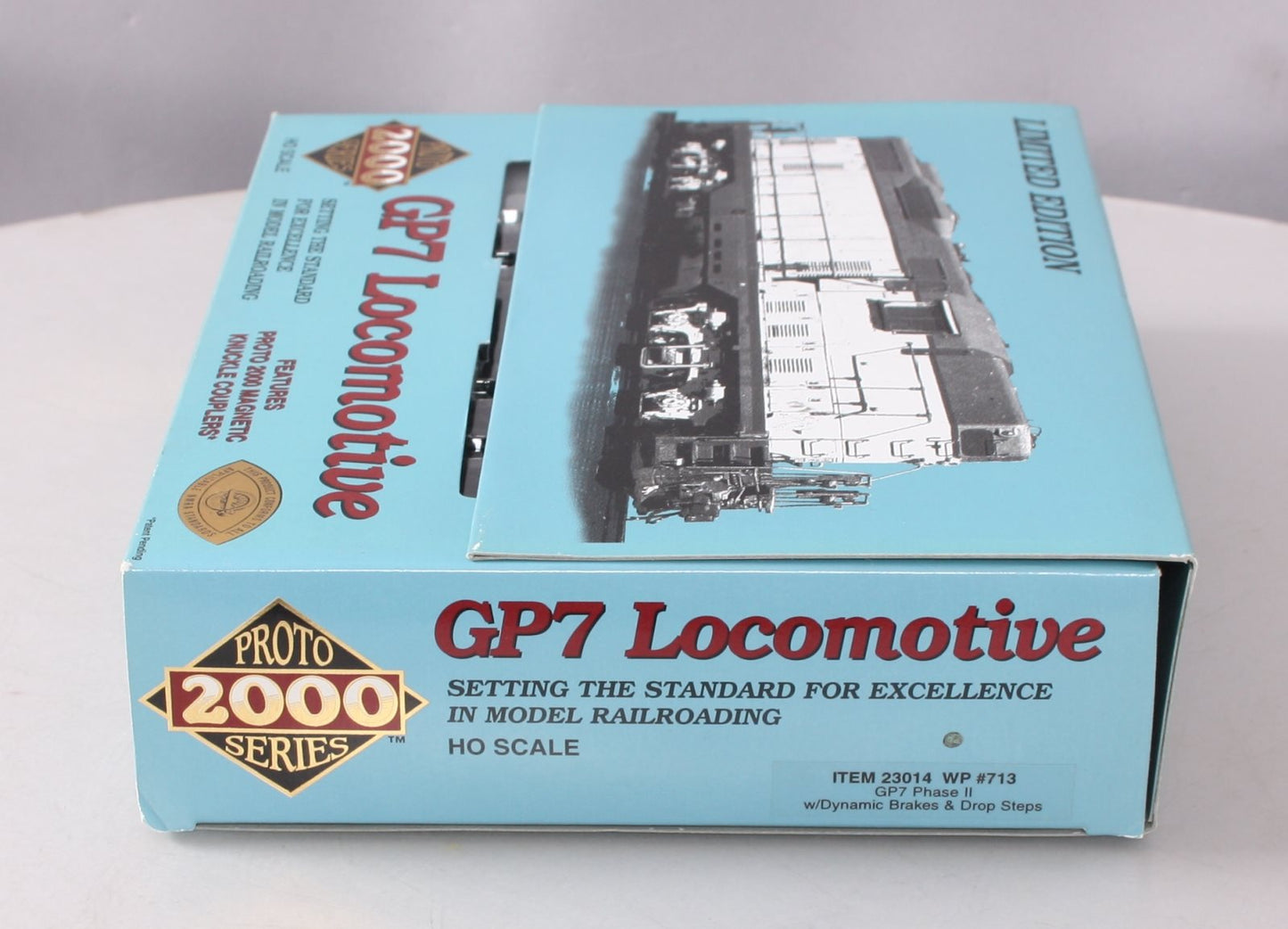 Proto 2000 23014 HO Scale Western Pacific GP7 Phase II Diesel Locomotive #713 LN/Box