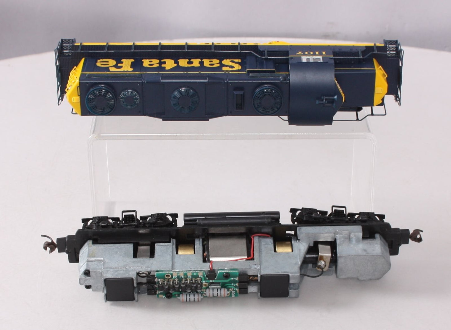 Proto 2000 8008 HO Scale Santa Fe ATSF GP20 Diesel Locomotive #1107 LN/Box