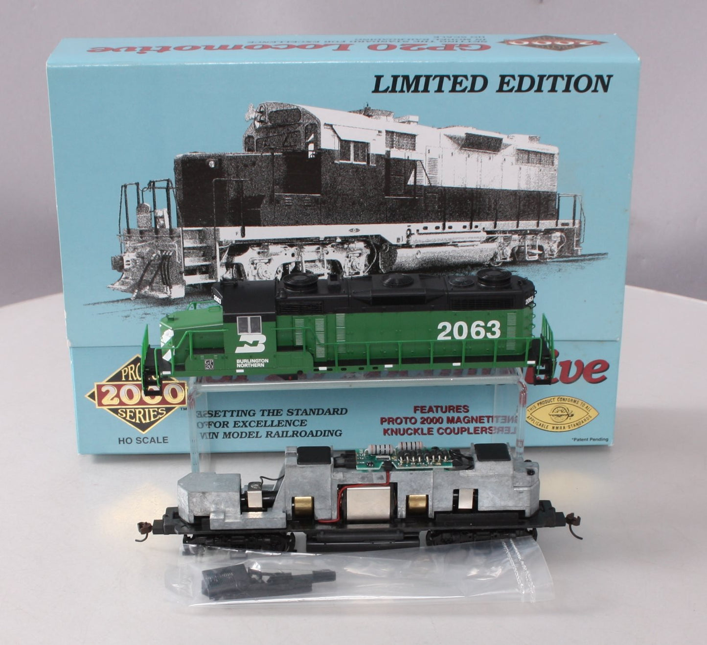 Proto 2000 8120 HO Burlington Northern GP20 Locomotive w/Dynamic Brakes #2063 LN/Box