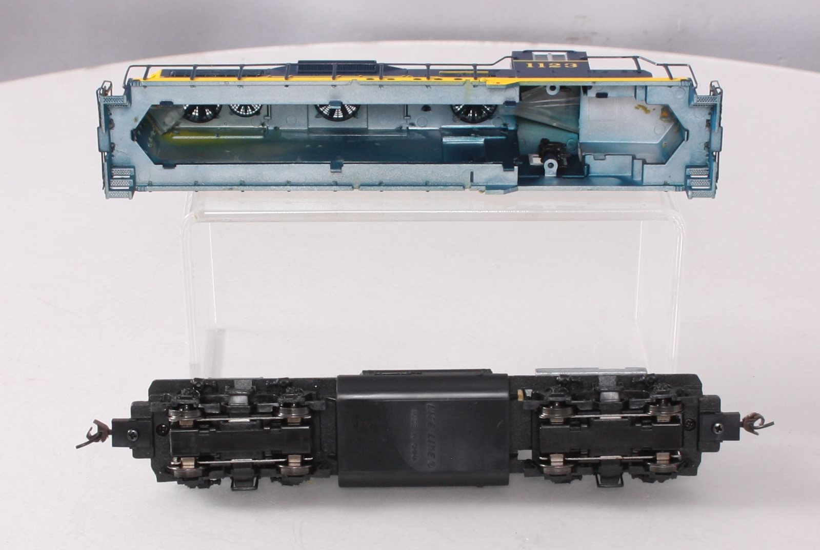 Proto 2000 8005 HO Scale ATSF GP20 Diesel Locomotive #1123 - DC LN/Box