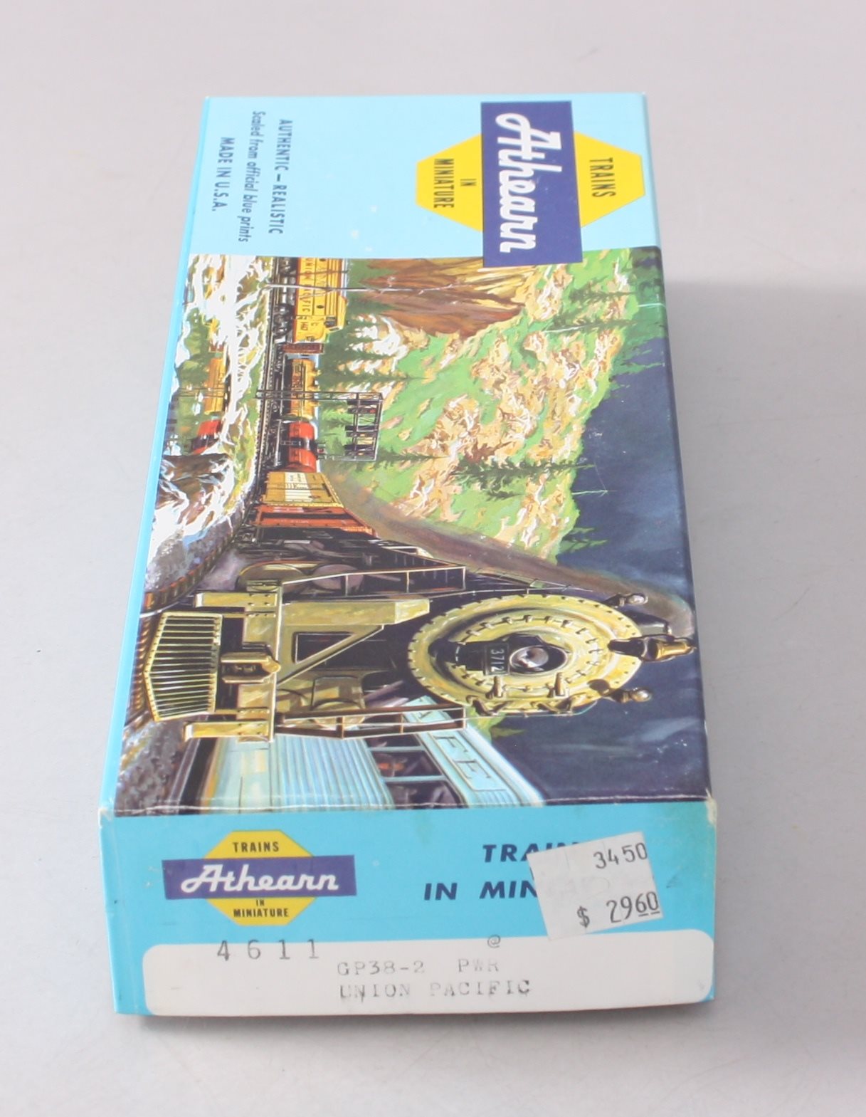 Athearn 4611 HO Scale Union Pacific GP-38 Powered Diesel Locomotive #2056 LN/Box