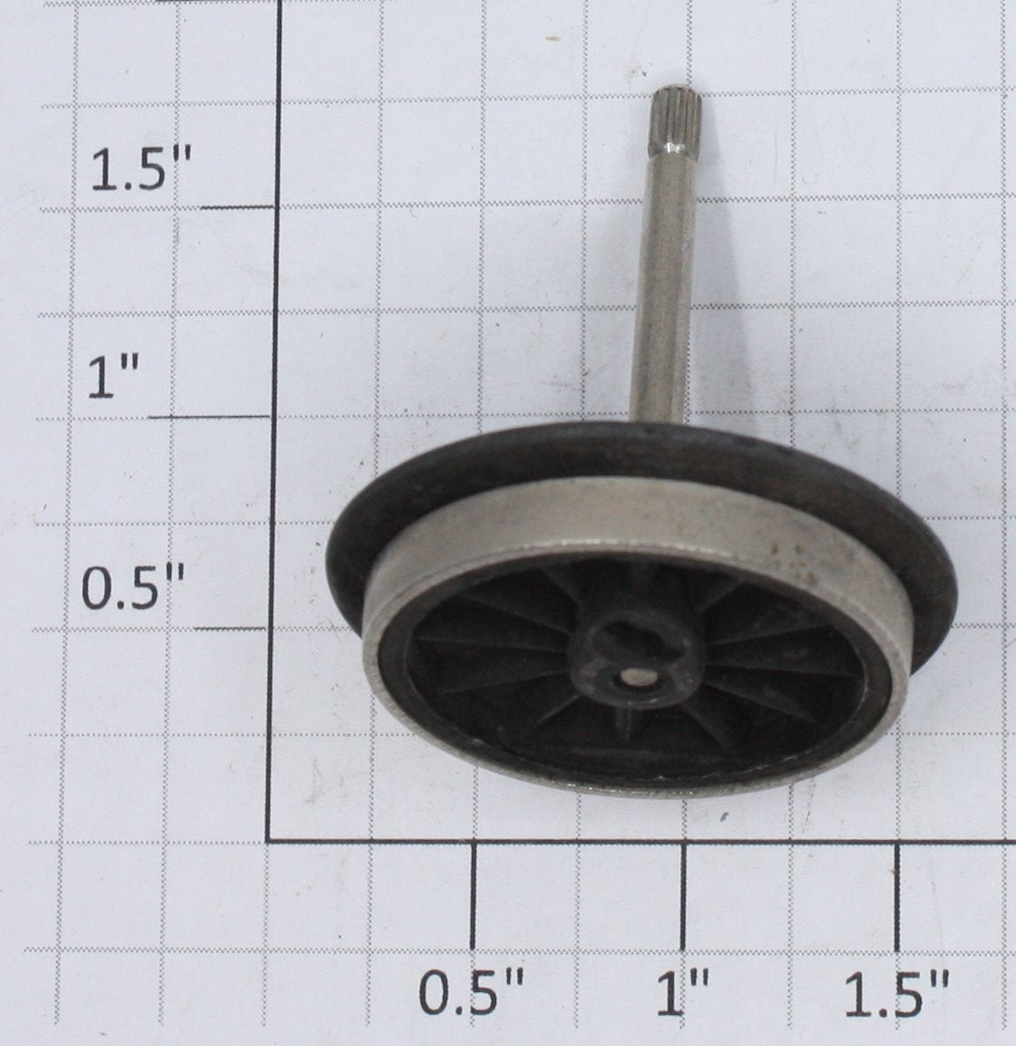 Lionel 2026M-8 Gear End Wheel and Axle