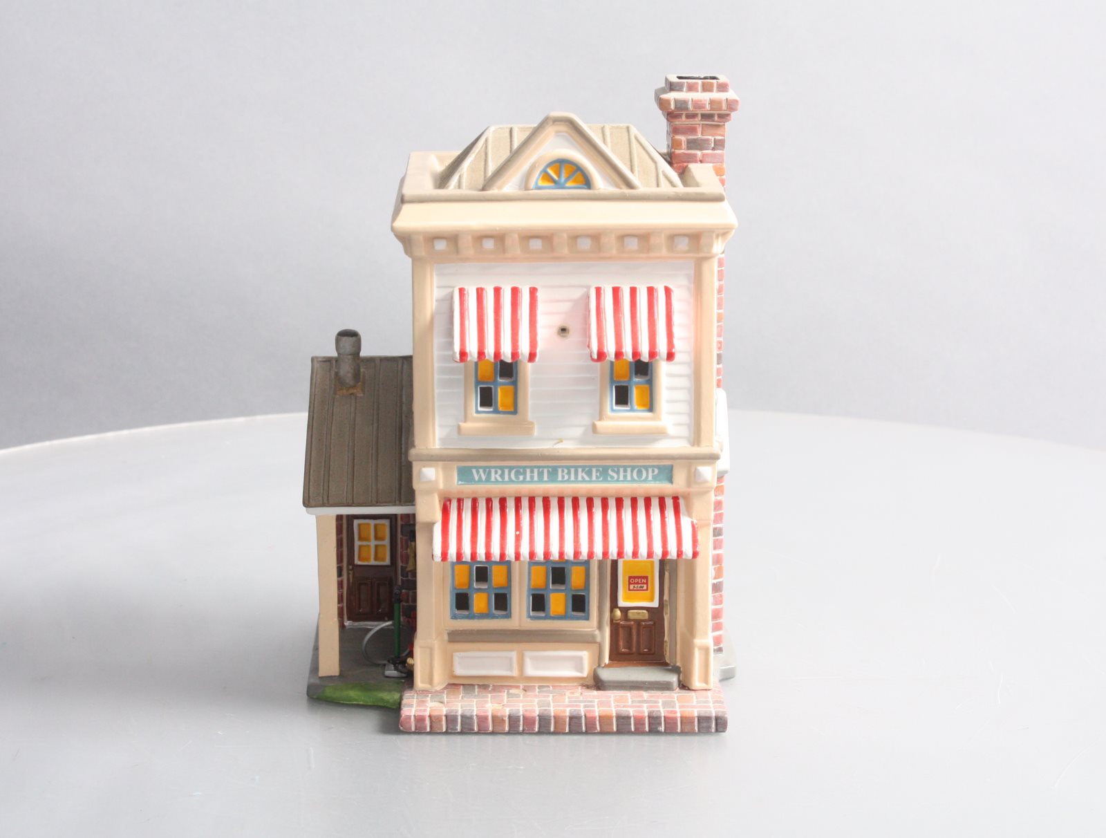 Department 56 56.55314 Snow Village 