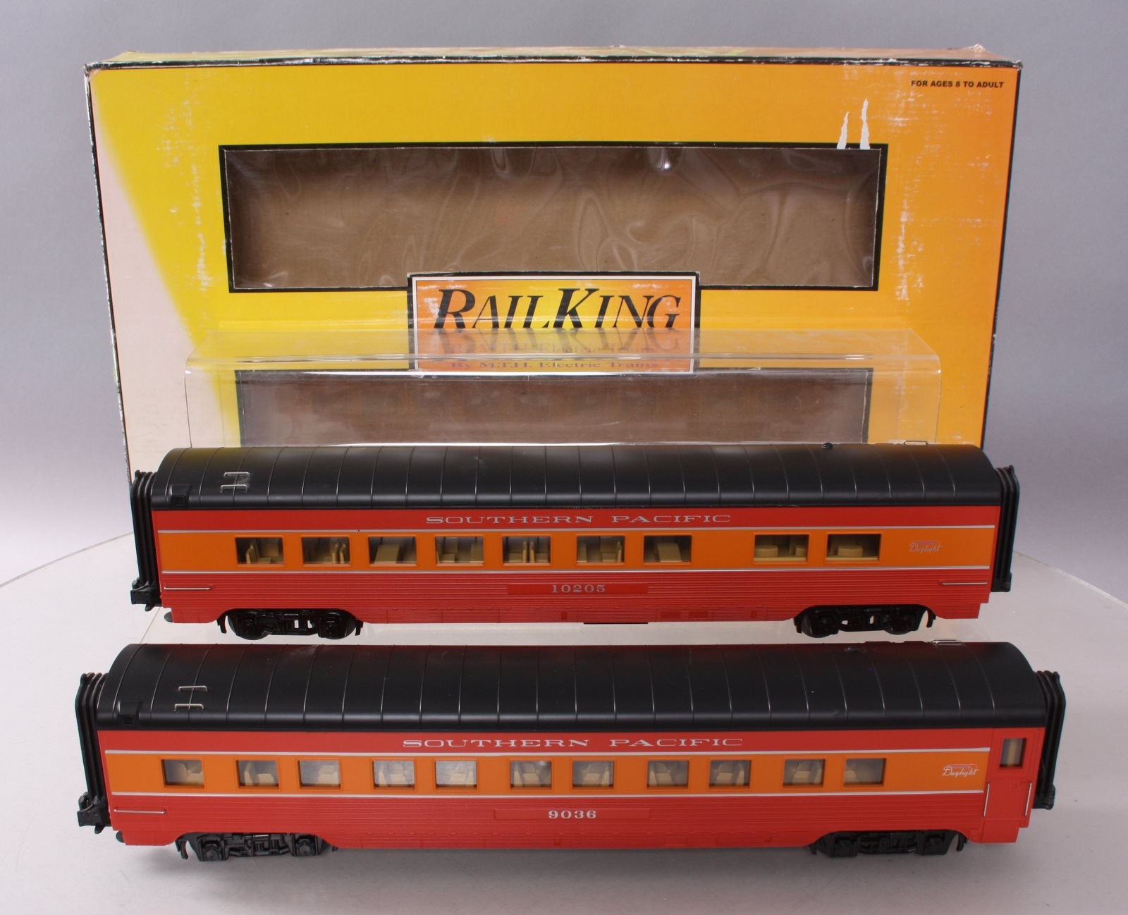 MTH 30-6725 O SP 60' Streamlined ABS Sleeper/Diner Passenger Car Set (Set of 2) LN/Box