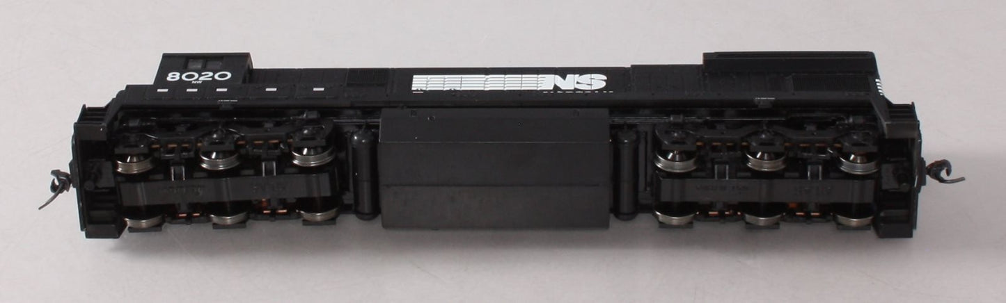 Atlas 8627 HO Scale Norfolk Southern C30-7 Diesel Locomotive #8020