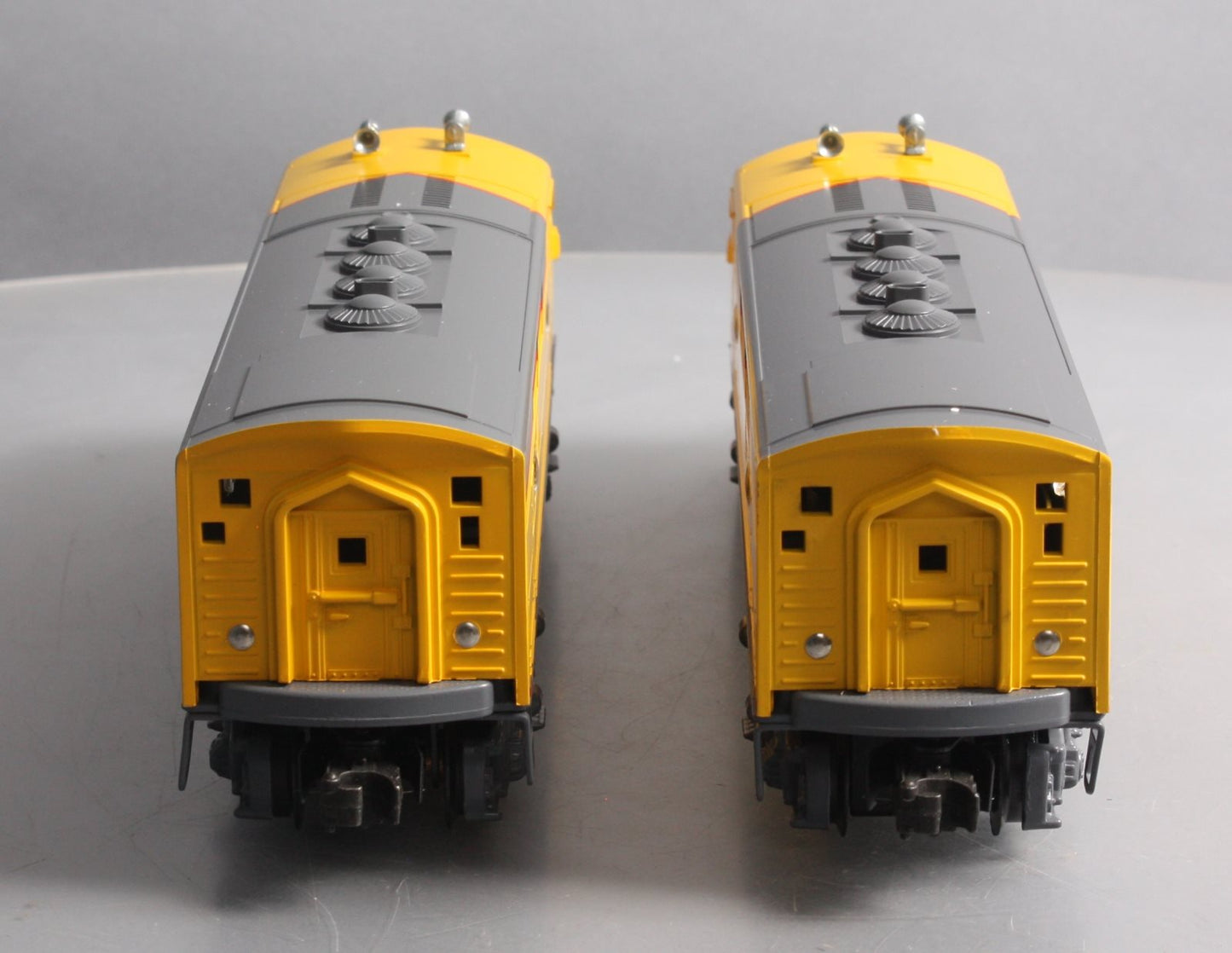 Lionel 6-8480 O Union Pacific Powered and Dummy F3 AA Diesel Set #8480/8482 LN/Box
