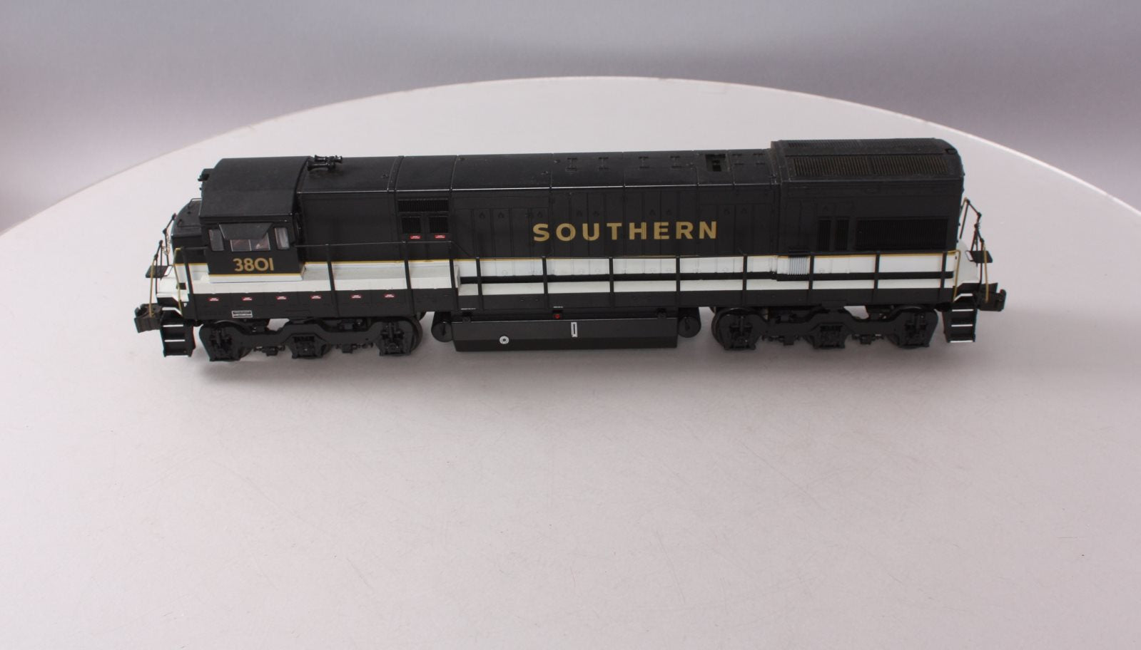 Lionel 6-38423 Southern U30C Diesel Locomotive #3801
