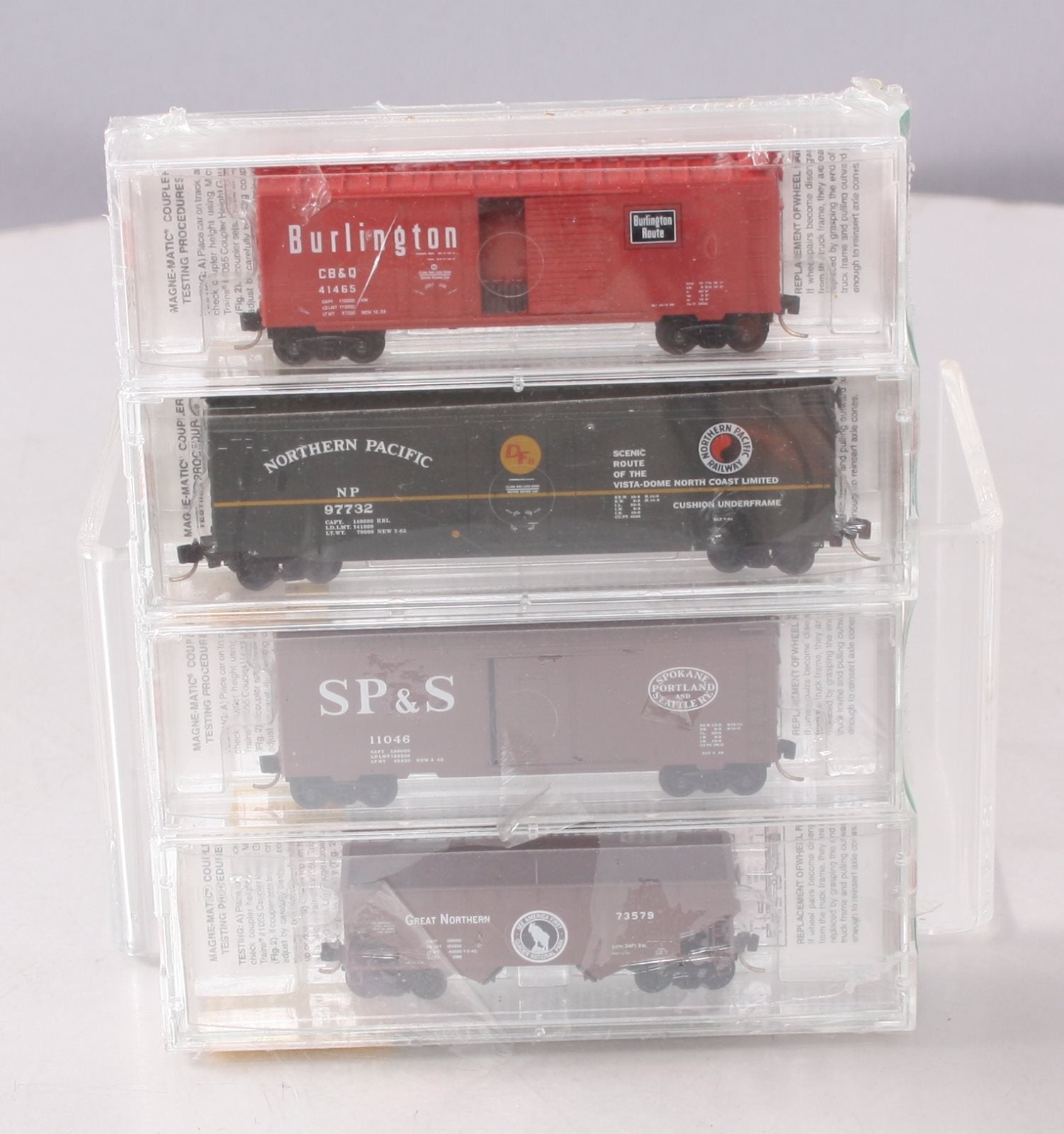 Micro-Trains 02200102 N Scale Fallen Flag BN Merger Freight Cars (Set of 4)