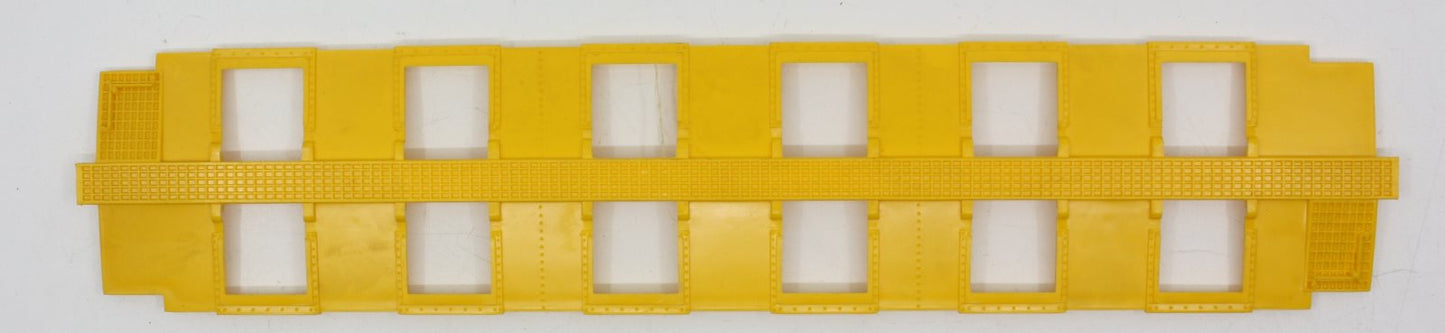 Lionel 6123-31 Yellow Hopper Roof without Hatches