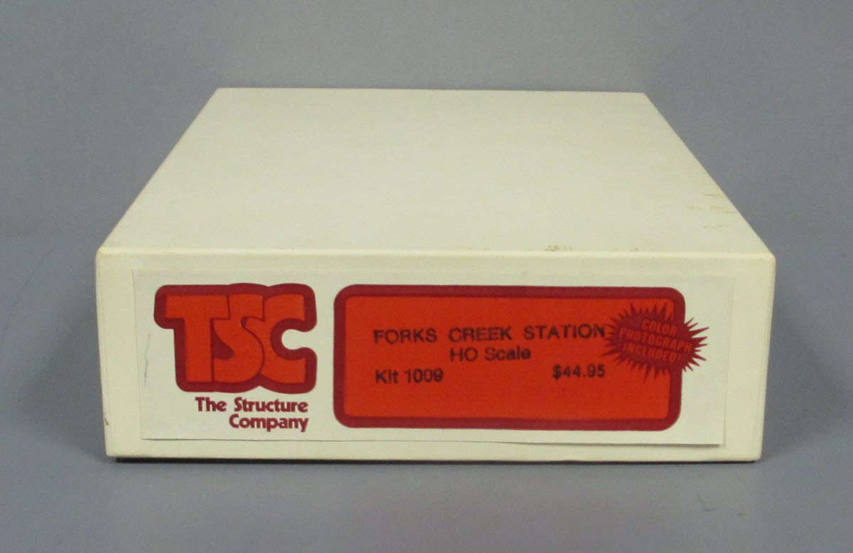 The Structure Company 1009 HO Scale Forks Creek Station Kit