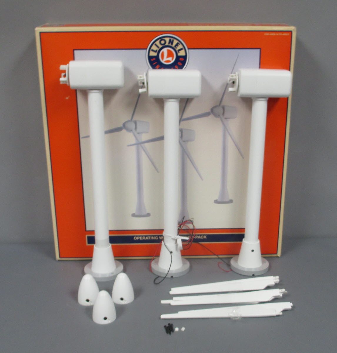 Lionel 6-16850 O Operating Wind Turbine (Pack of 3) LN/Box
