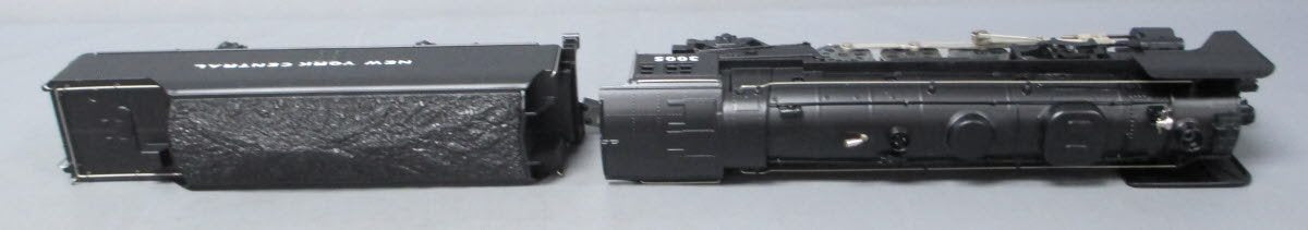 Lionel 6-18064 O Gauge NYC L-3A 4-8-2 Mohawk Steam Locomotive & Tender #3005 LN/Box
