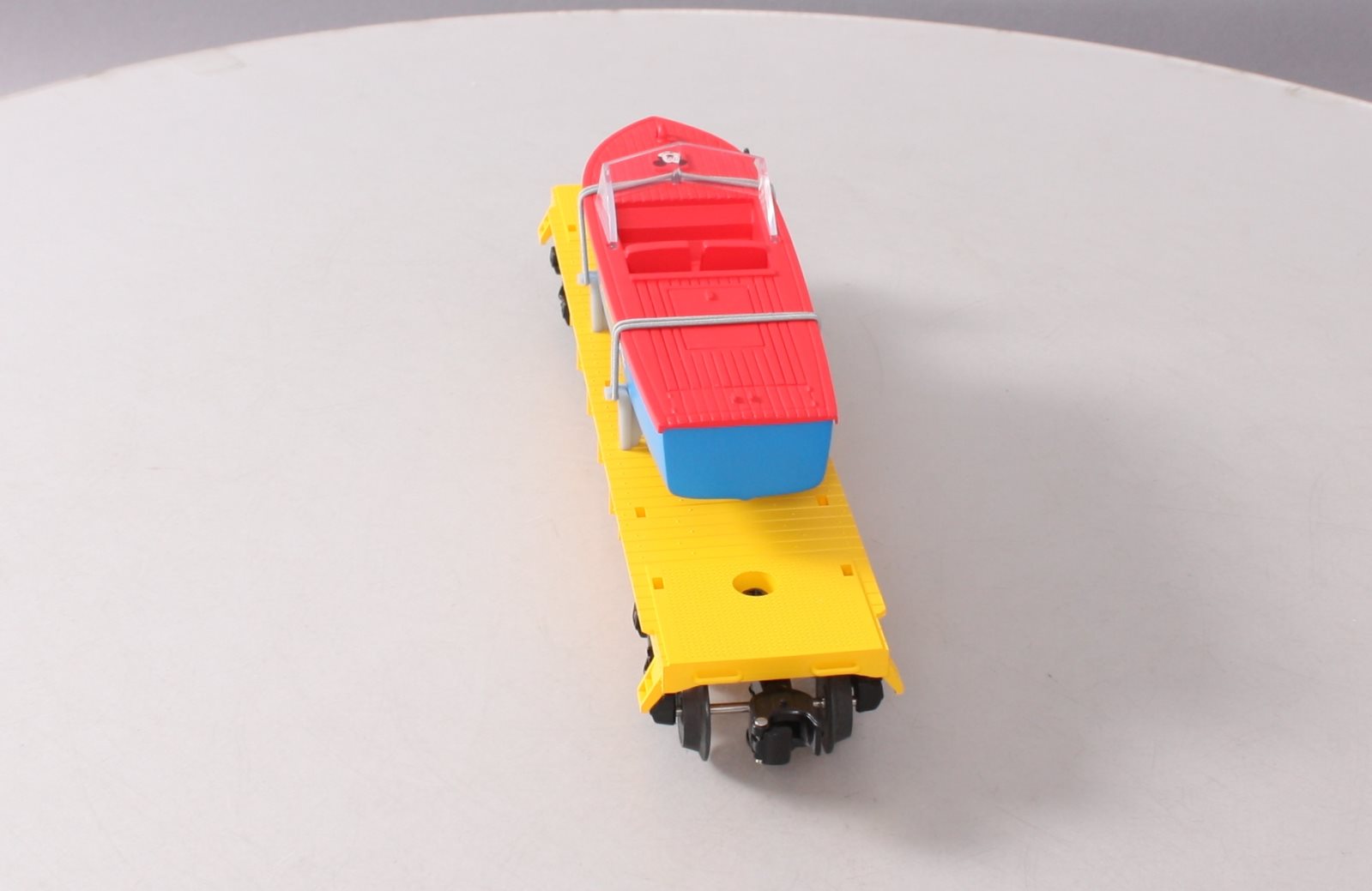 Lionel 6-26049 Disney Flat w/Speedboat Willy Boat LN/Box