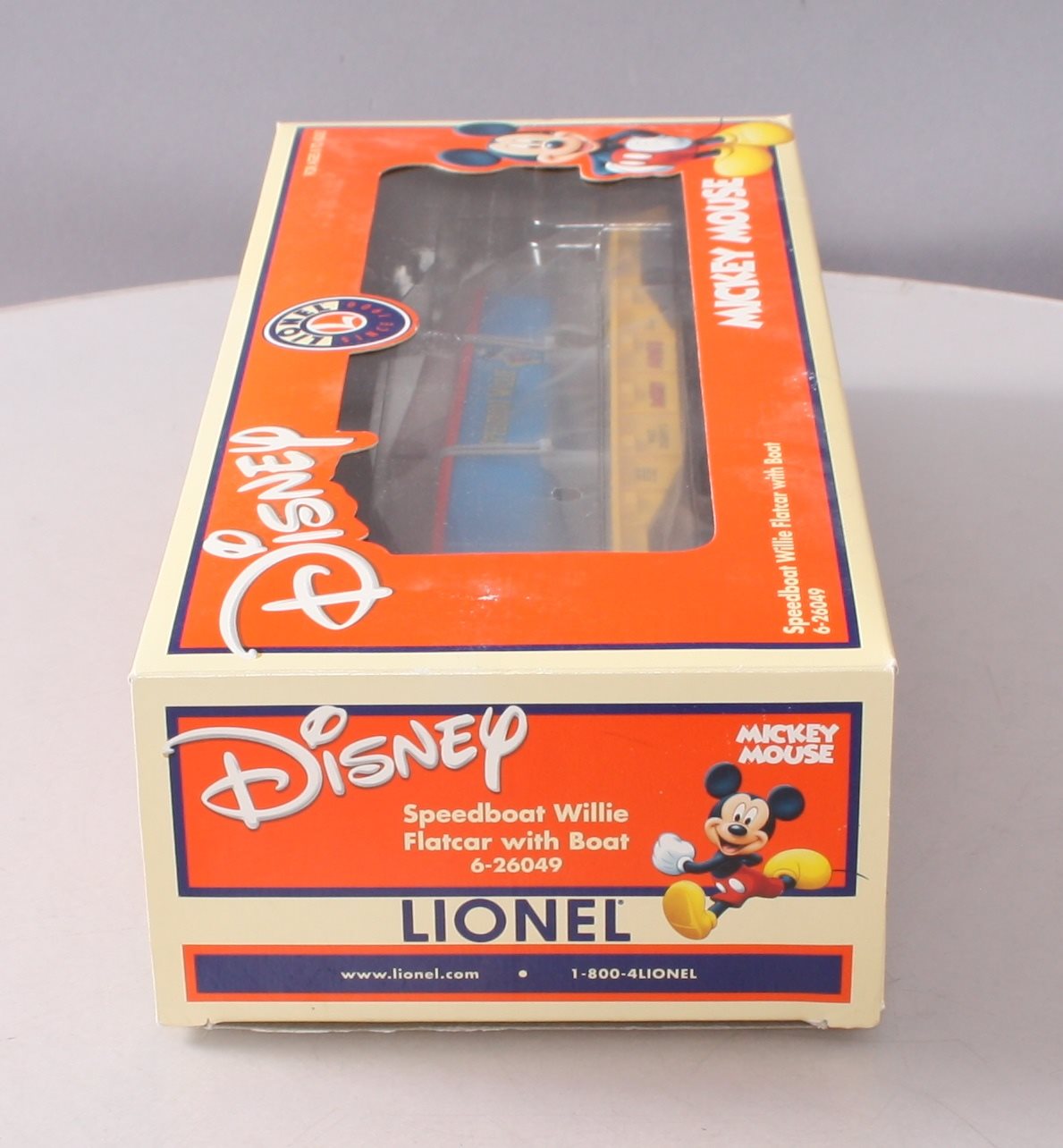 Lionel 6-26049 Disney Flat w/Speedboat Willy Boat LN/Box
