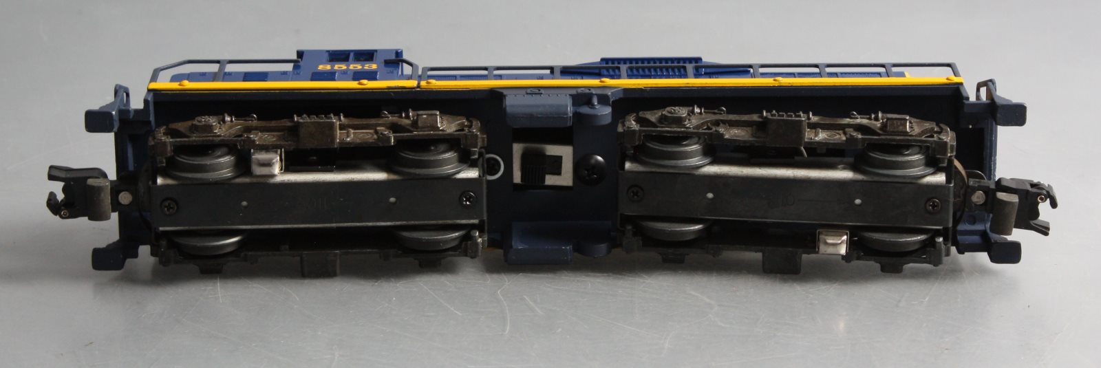American Flyer 6-48003 S Gauge Santa Fe GP-9 Non-Powered Diesel Locomotive LN/Box