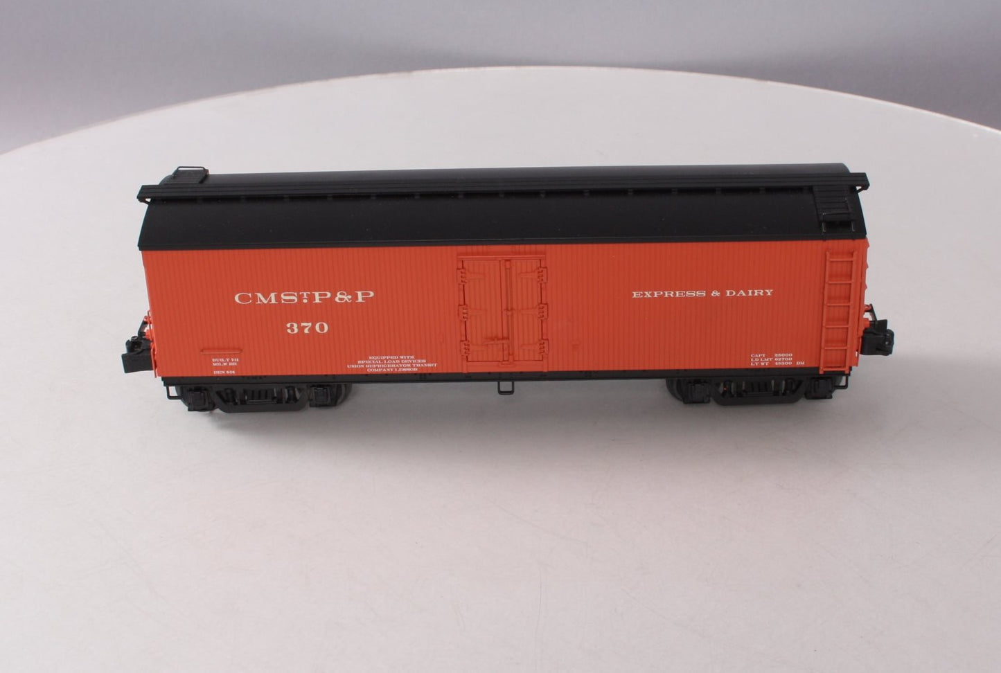 Lionel 6-82639 O Gauge Milwaukee Road Milk Car #370