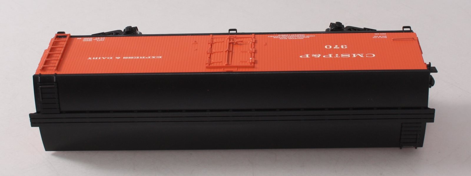Lionel 6-82639 O Gauge Milwaukee Road Milk Car #370