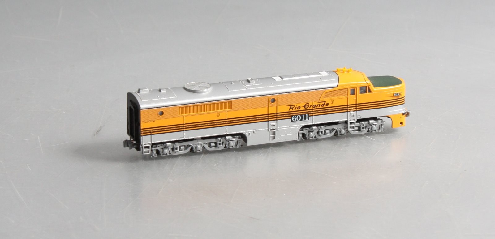 Kato 176-4107 N Denver & Rio Grande Western Alco PA1 Diesel Locomotive #6011