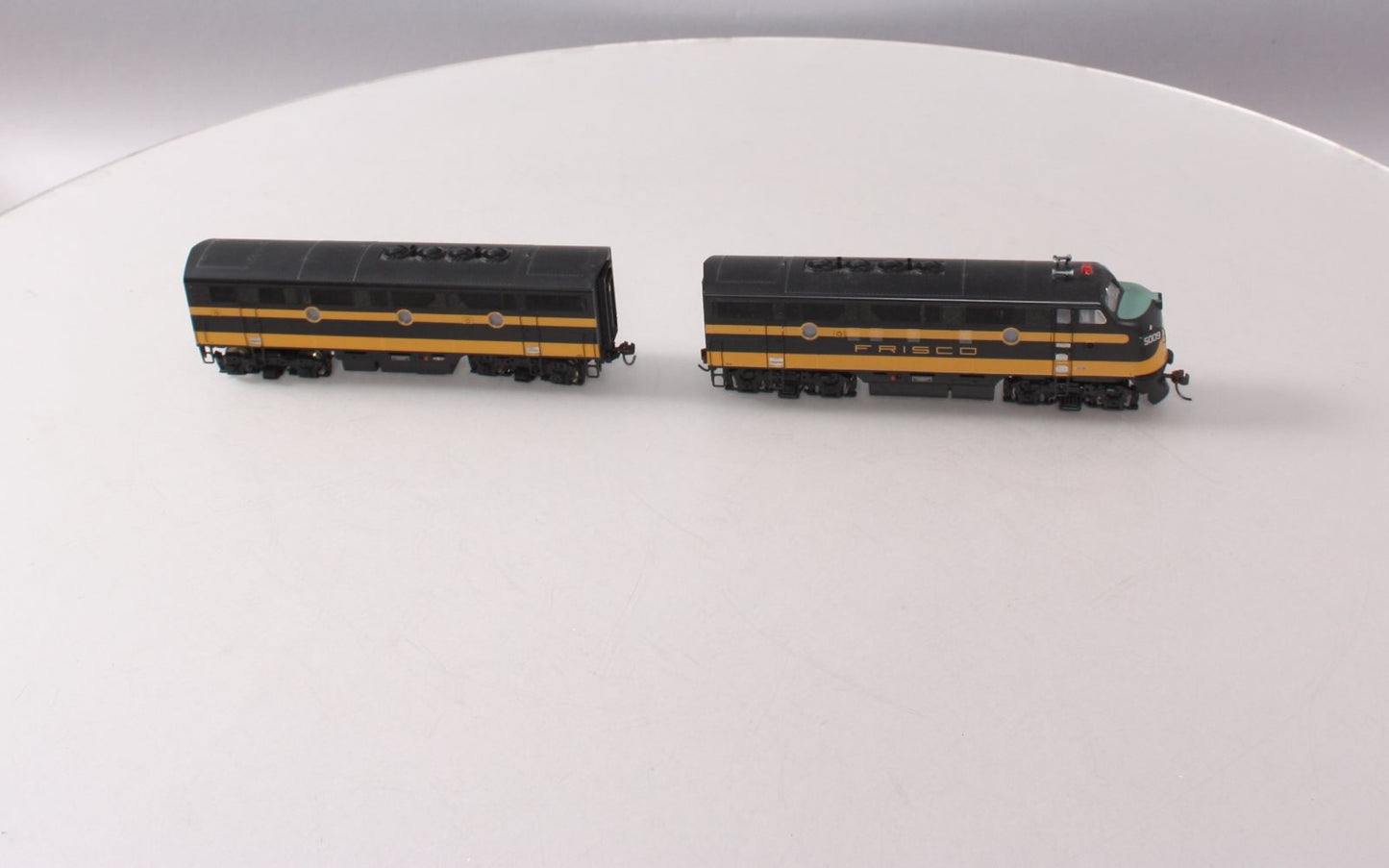 Athearn G2518 HO Scale Frisco F3 Diesel Locomotive AB Set #5009/5109 LN/Box