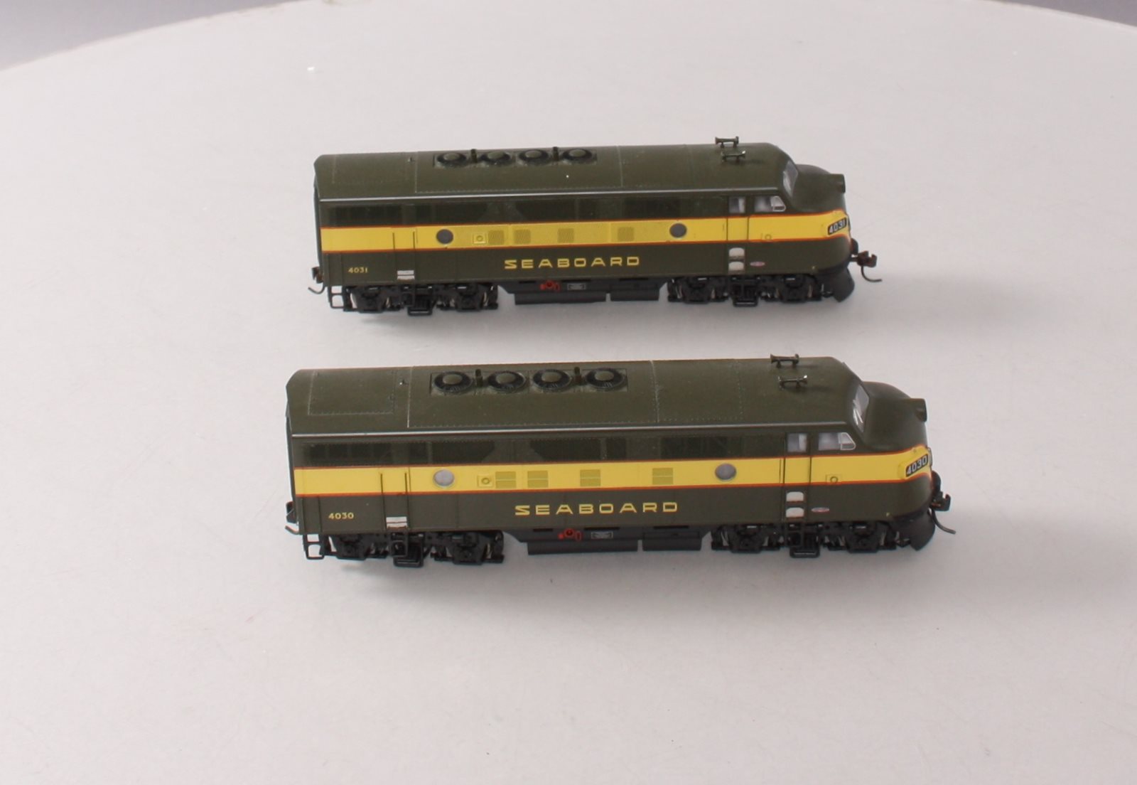 Athearn G2517 HO Scale Seaboard F3 Diesel Locomotive AA Set #4030/4031 LN/Box