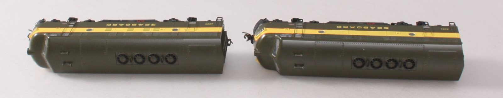 Athearn G2517 HO Scale Seaboard F3 Diesel Locomotive AA Set #4030/4031 LN/Box