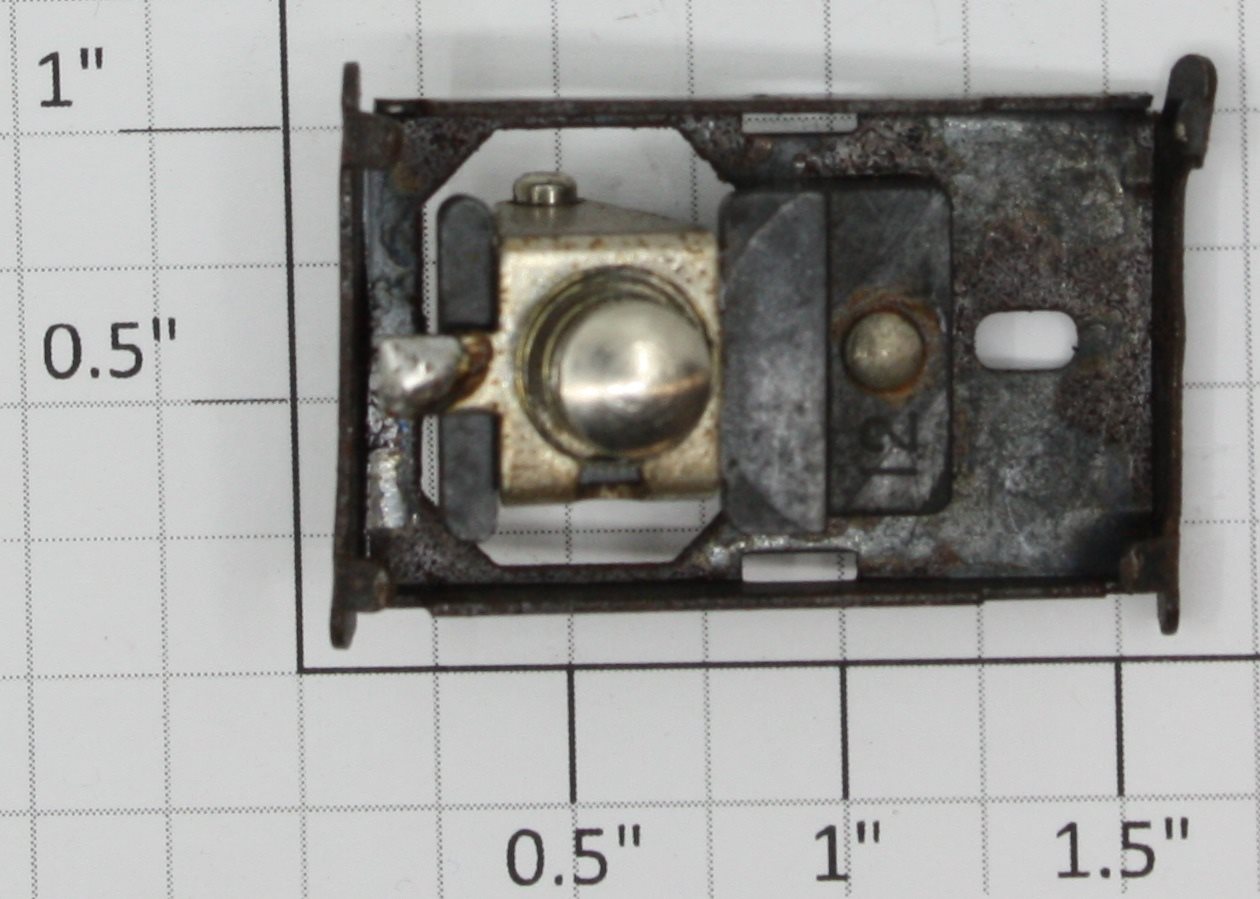 Lionel 482-3 O Gauge Truck Base Plate and Roller Pickup without Shoe