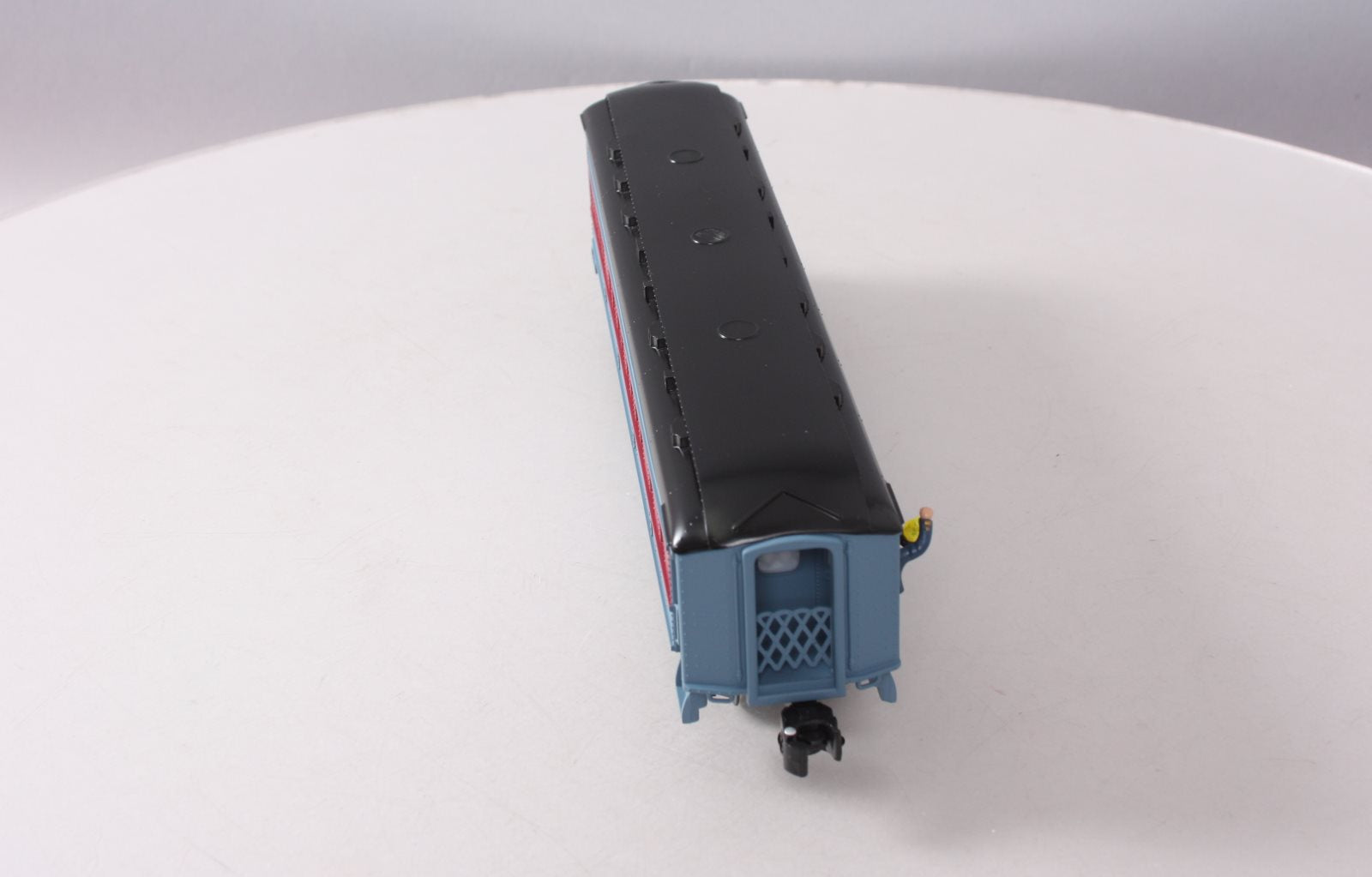 Lionel 6-36875 O Gauge Polar Express Coach with Conductor Announcements NIB