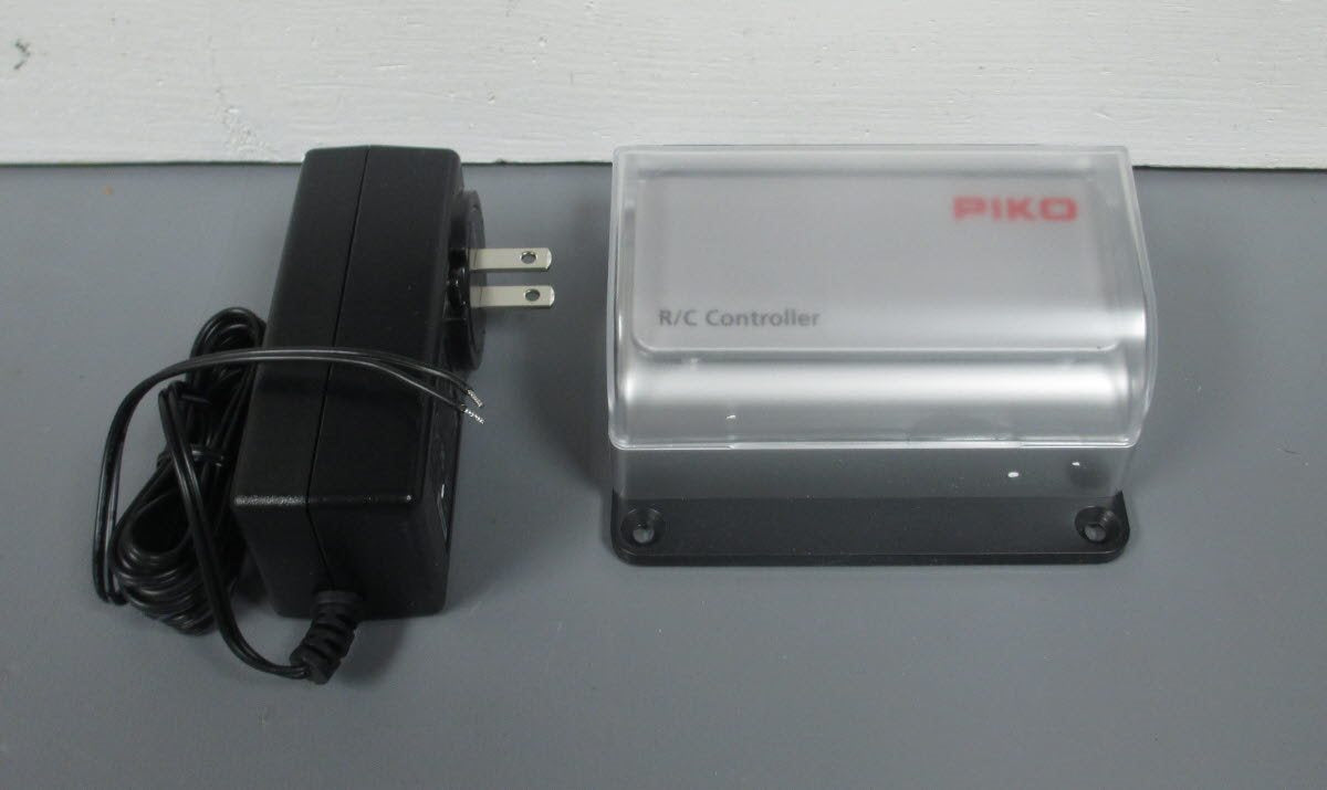 Piko 38107 G Scale Pennsylvania Steam Freight R/C Starter Set