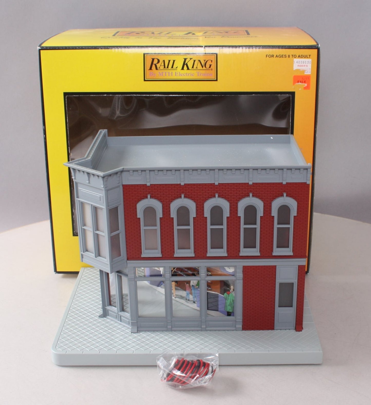 MTH 30-9012 O Gauge Corner Drug Store Red W/ Gray Trim LN/Box