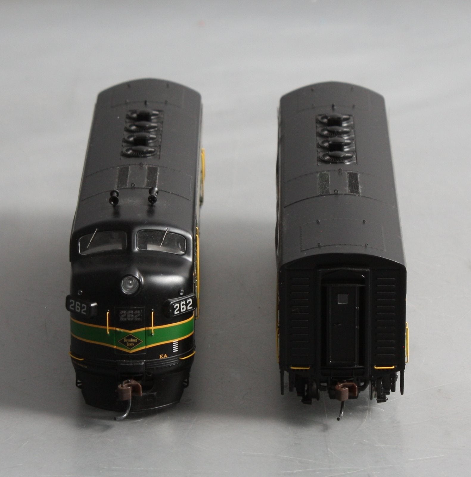 Athearn G1608 HO Scale Reading F3 Diesel Locomotive AB Set LN/Box