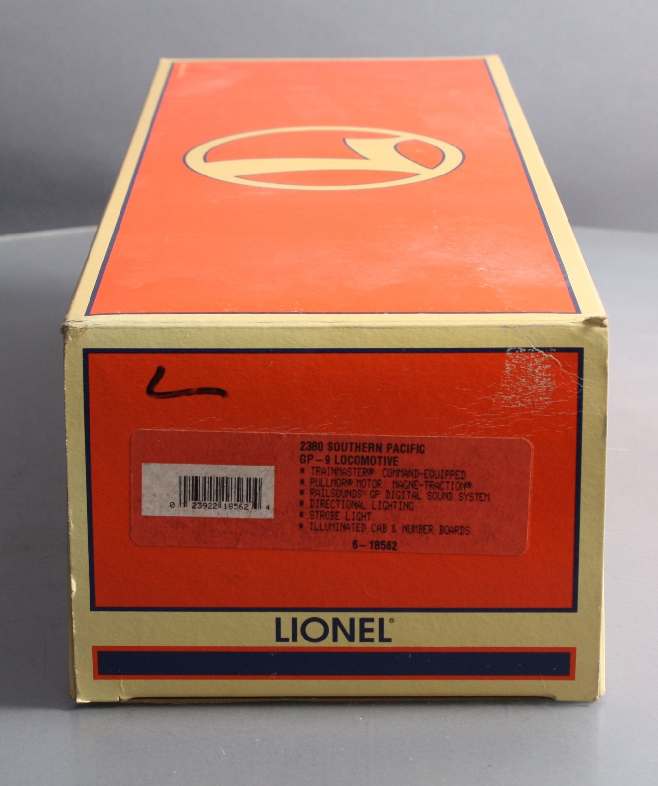 Lionel 6-18562 O Gauge Southern Pacific GP-9 Diesel Locomotive #2380 LN/Box