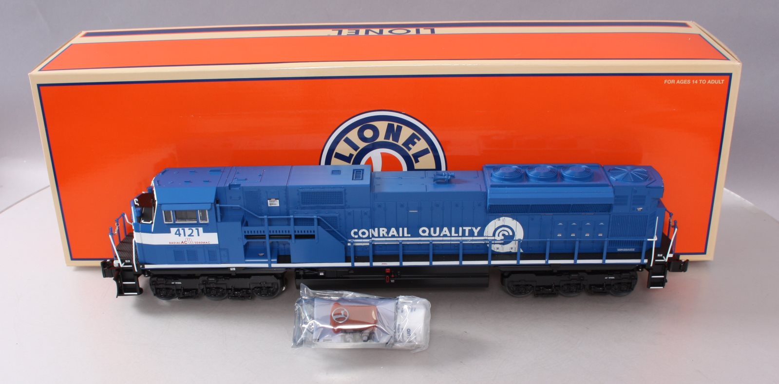 Lionel 6-28295 Conrail Lionmaster Non-Powered SD-80 Diesel Locomotive #4121