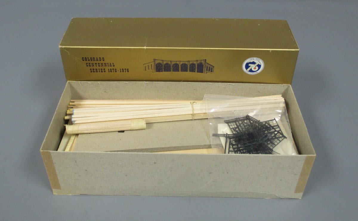 Model Masterpieces 101 HO Como Roundhouse 3 Stall Model Building Kit