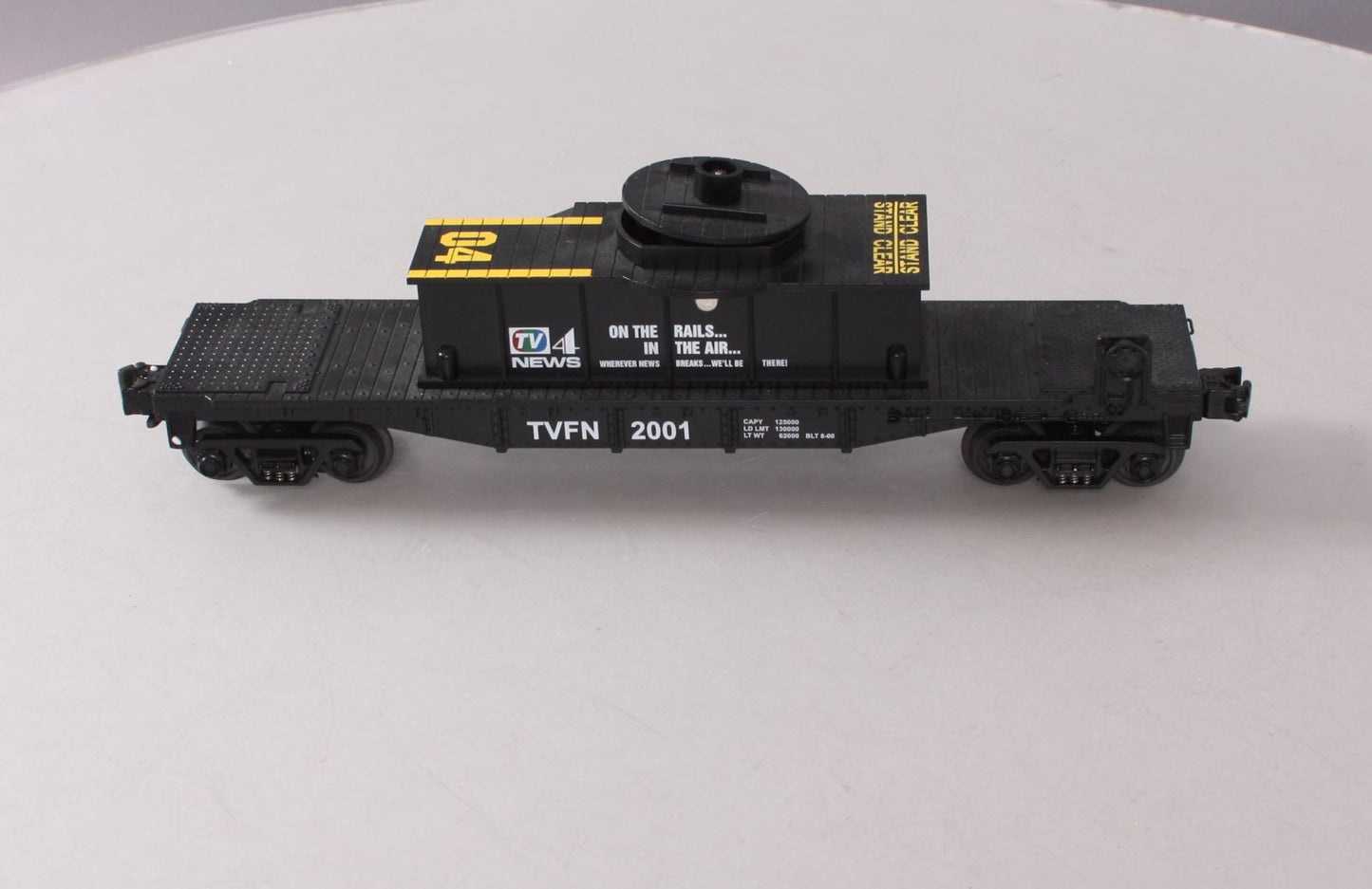 MTH 30-7695 O TVFN TV Channel 4 Flatcar w/ Operating Helicopter NIB