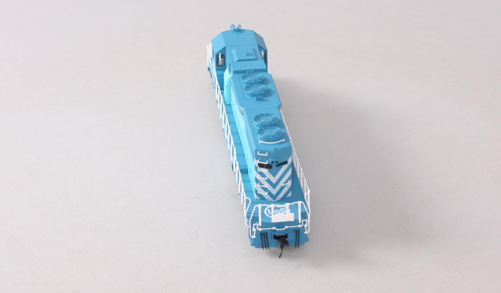Kato 37-6491 HO U.S. Steel SD38-2 Diesel Locomotive #1