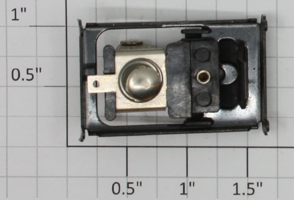 Lionel 485-18 Base Plate w/ Roller